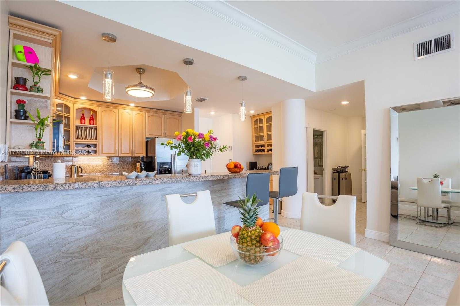 Small Image of 3725 SOUTH OCEAN DR #PH18, Hollywood Number 7