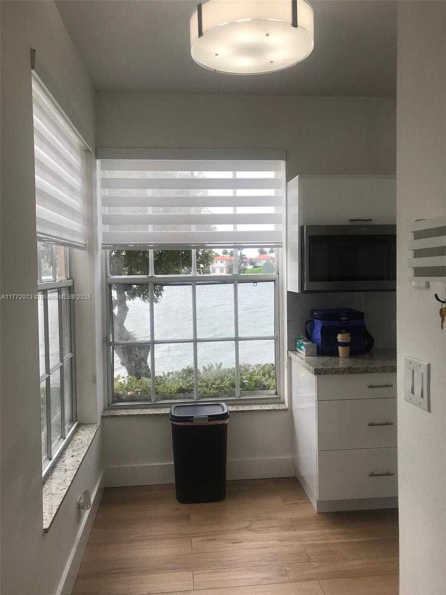 Small Image of 14621 BALGOWAN RD #102-3, Miami Lakes Number 15