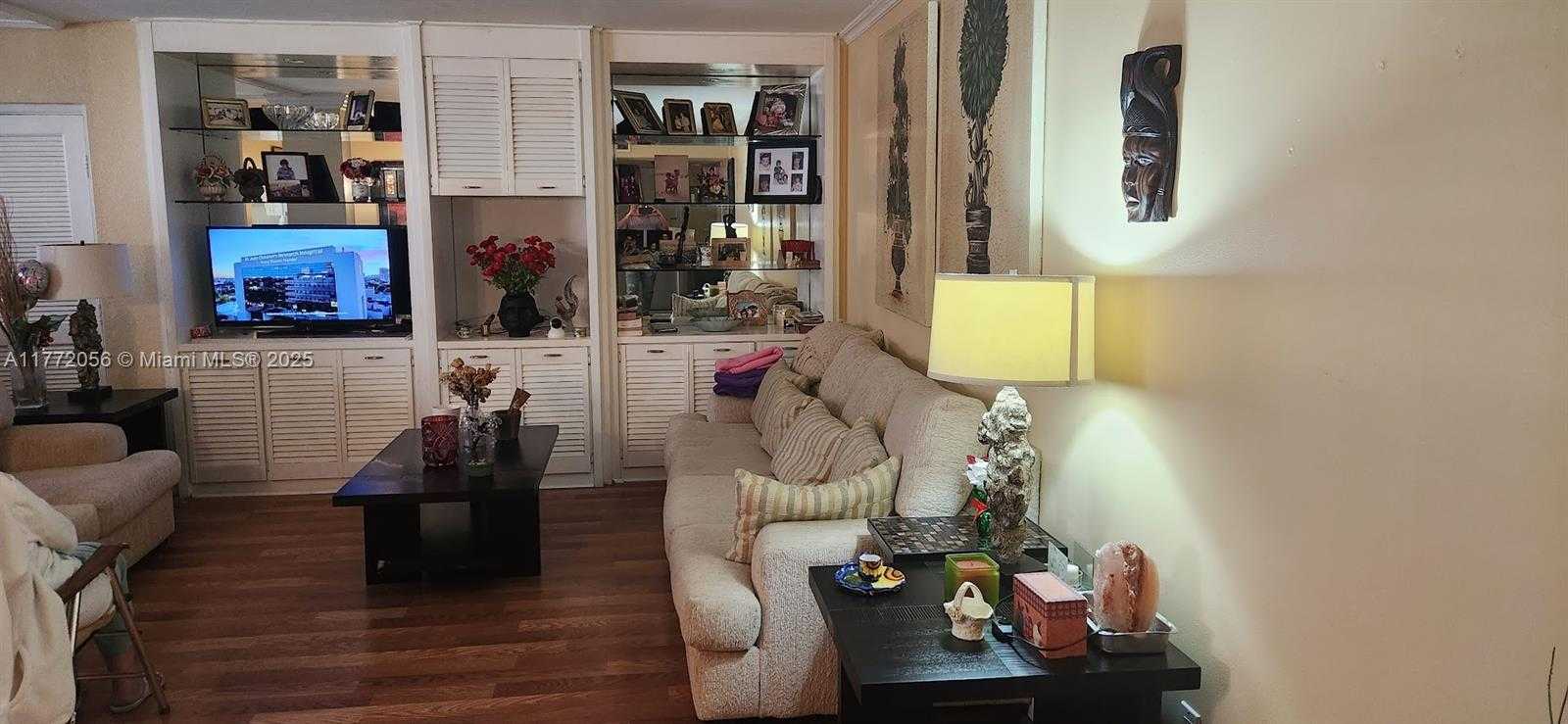 Small Image of 3545 MAGELLAN CIR #352-5, Aventura Number 10
