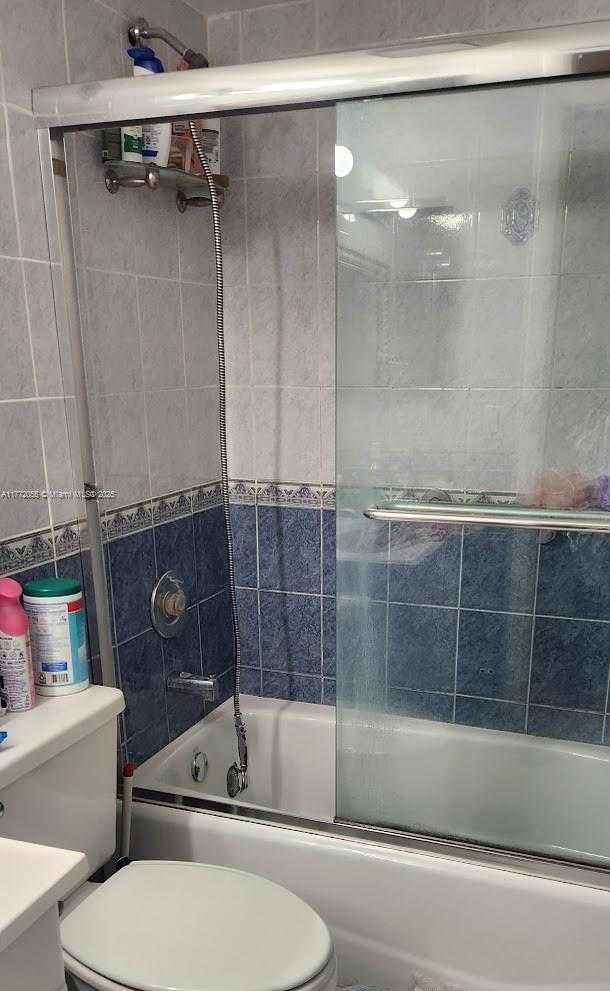 Small Image of 3545 MAGELLAN CIR #352-5, Aventura Number 17