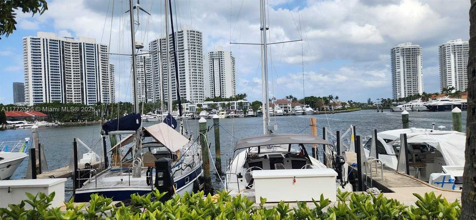 Small Image of 3545 MAGELLAN CIR #352-5, Aventura Number 2