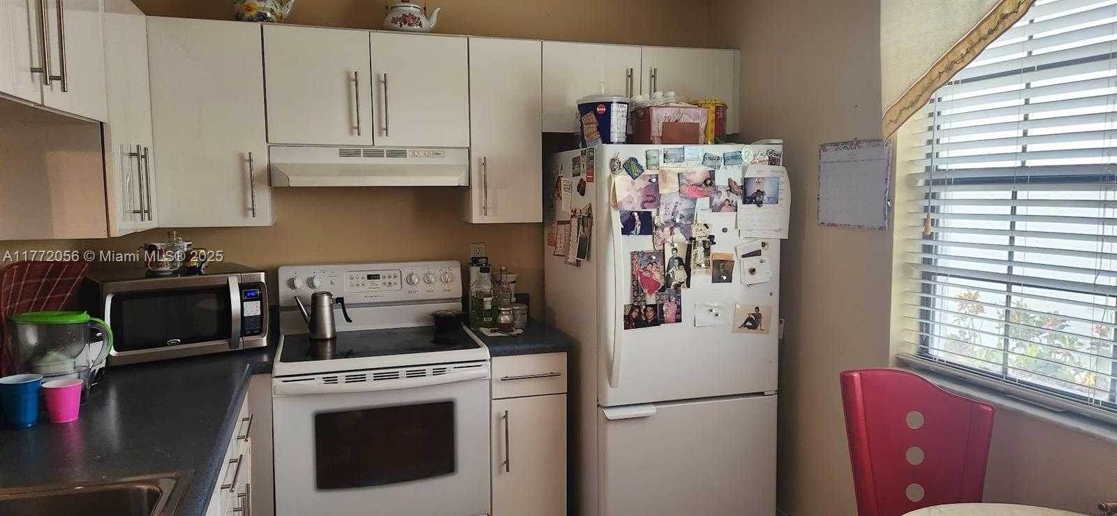 Small Image of 3545 MAGELLAN CIR #352-5, Aventura Number 8
