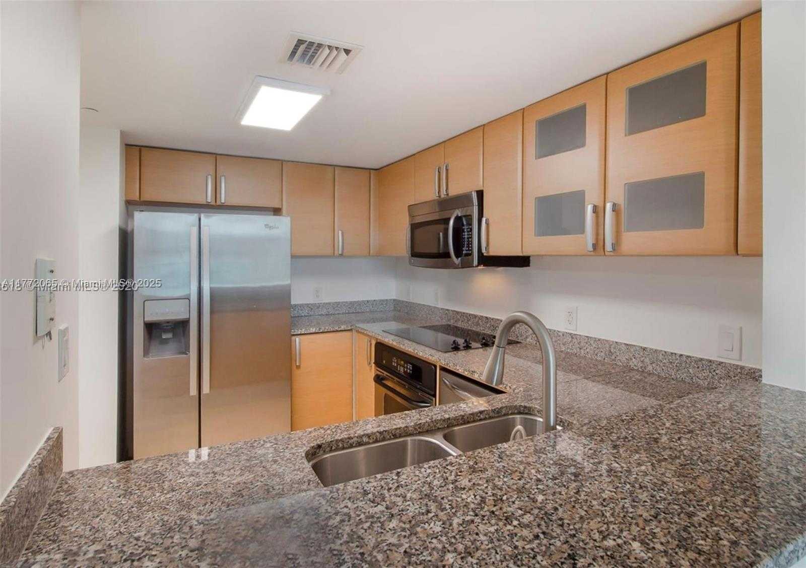 Small Image of 2101 BRICKELL AVE #1803, Miami Number 6