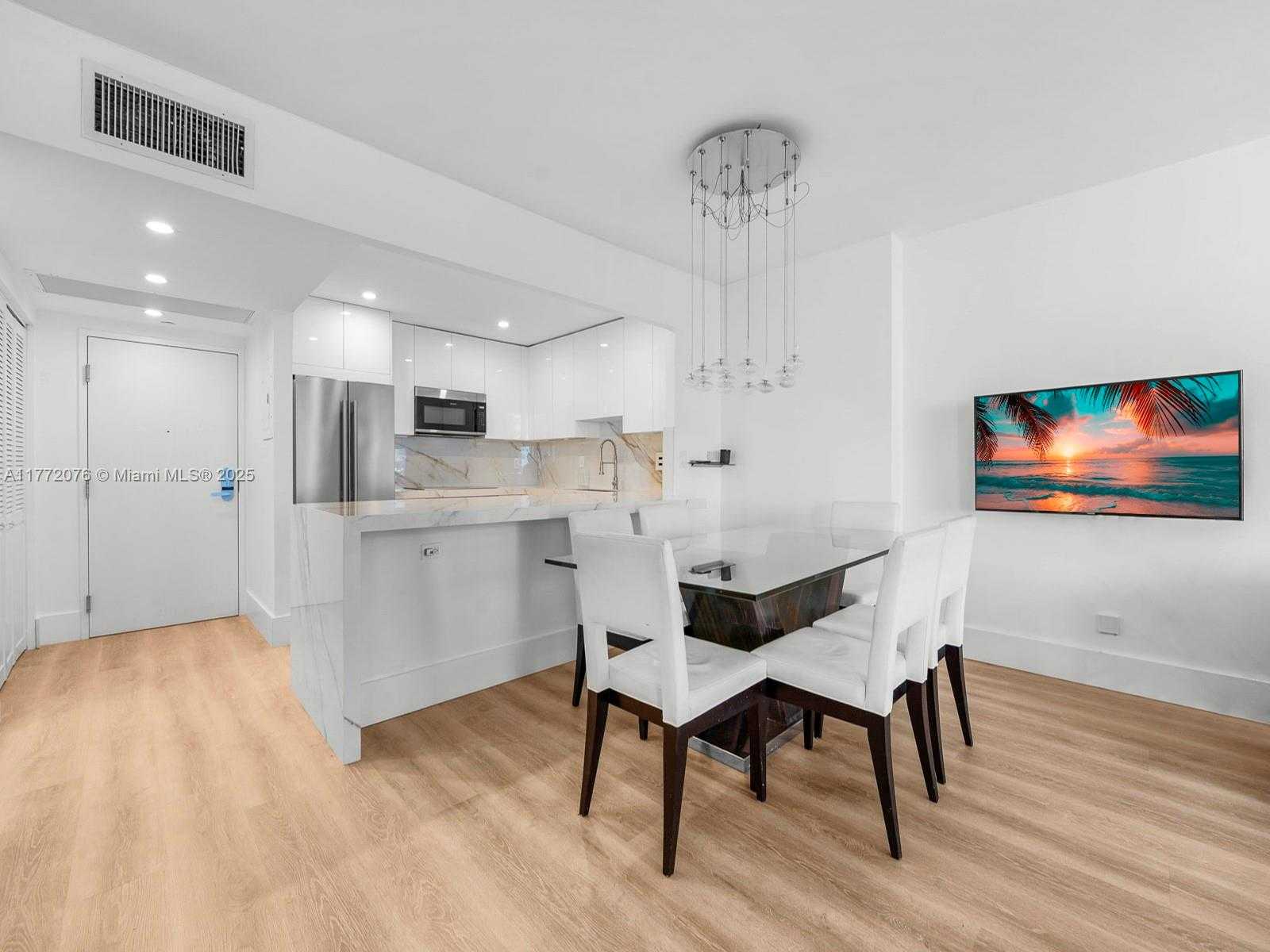 Small Image of 2301 COLLINS AVE #603, Miami Beach Number 7