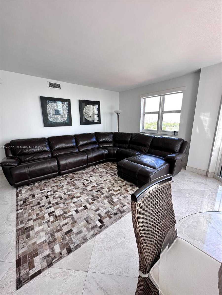 Small Image of 19900 EAST COUNTRY CLUB DR #1012, Aventura Number 11