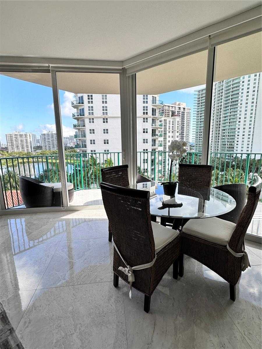 Small Image of 19900 EAST COUNTRY CLUB DR #1012, Aventura Number 12