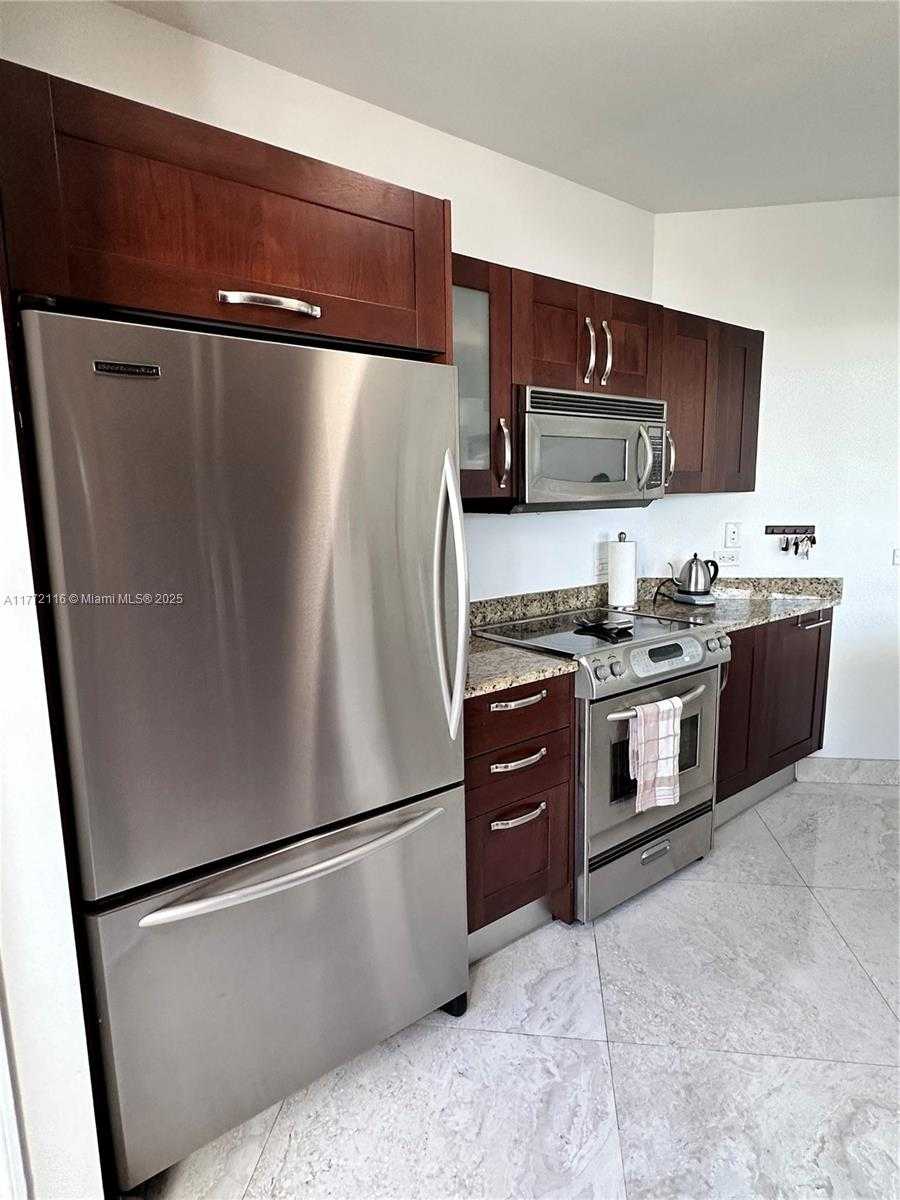 Small Image of 19900 EAST COUNTRY CLUB DR #1012, Aventura Number 19