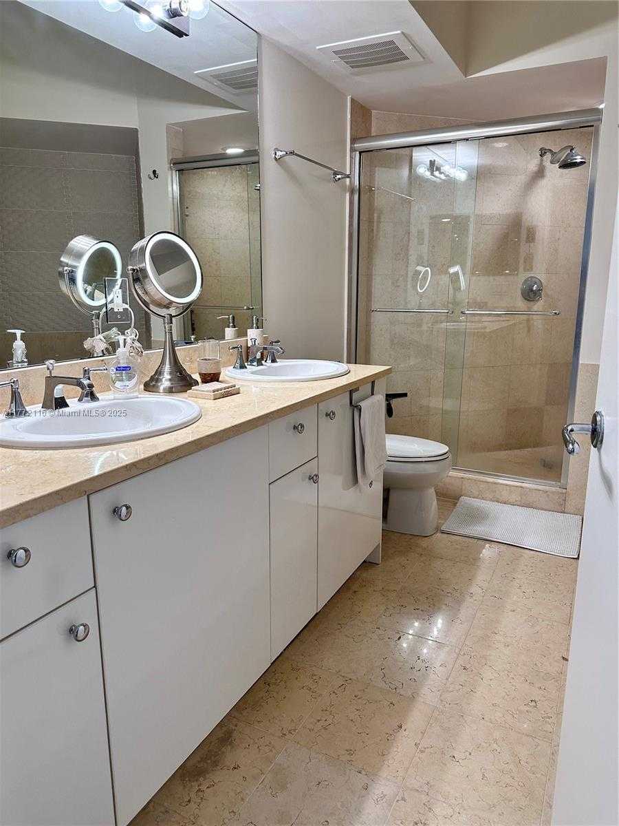 Small Image of 19900 EAST COUNTRY CLUB DR #1012, Aventura Number 28