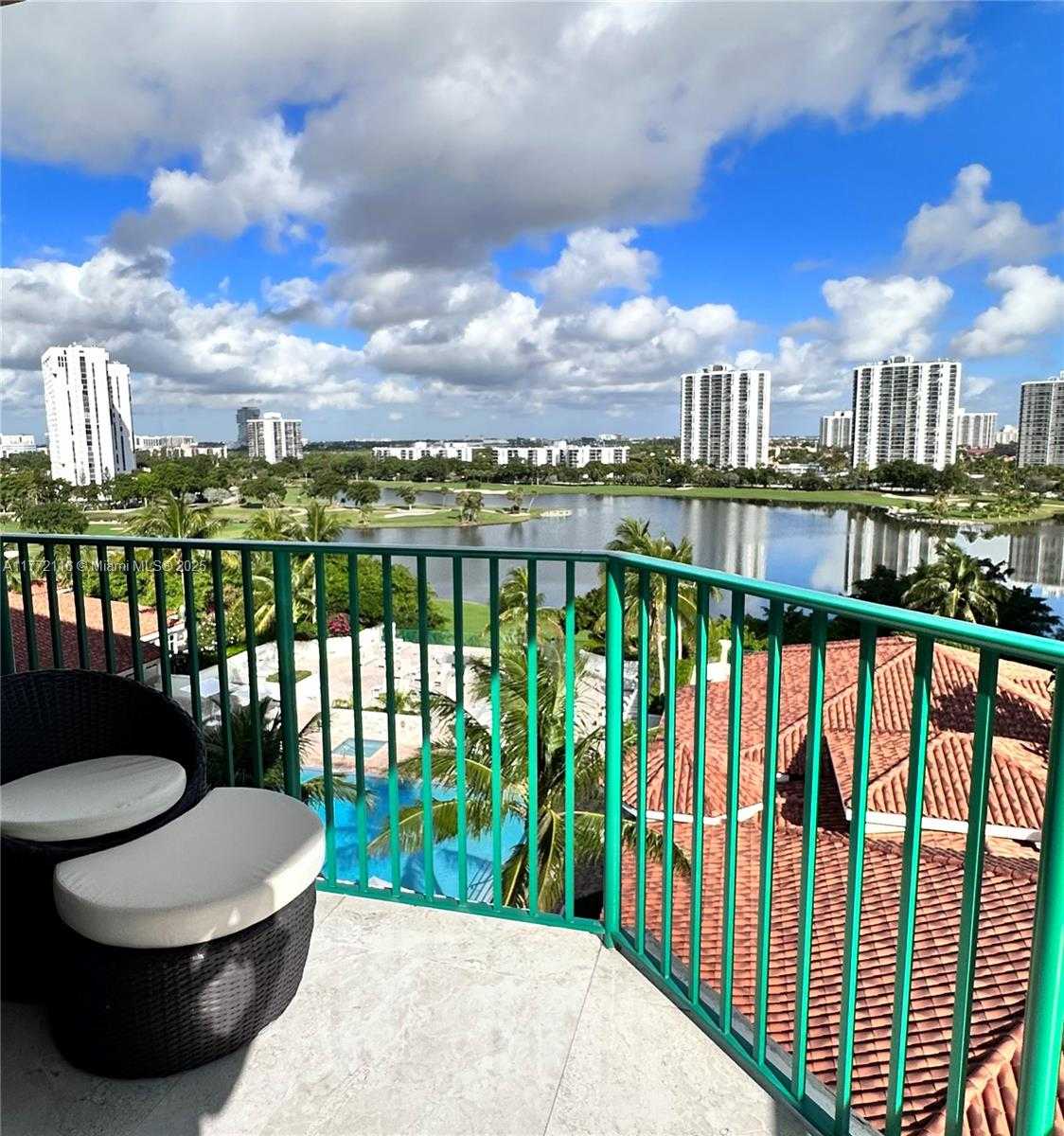 Small Image of 19900 EAST COUNTRY CLUB DR #1012, Aventura Number 4