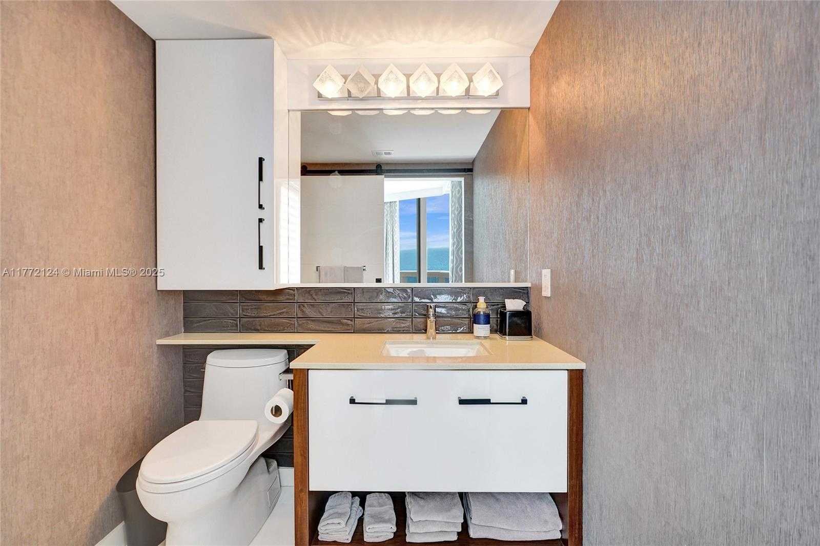 Small Image of 17555 COLLINS AVE #2903, Sunny Isles Beach Number 31