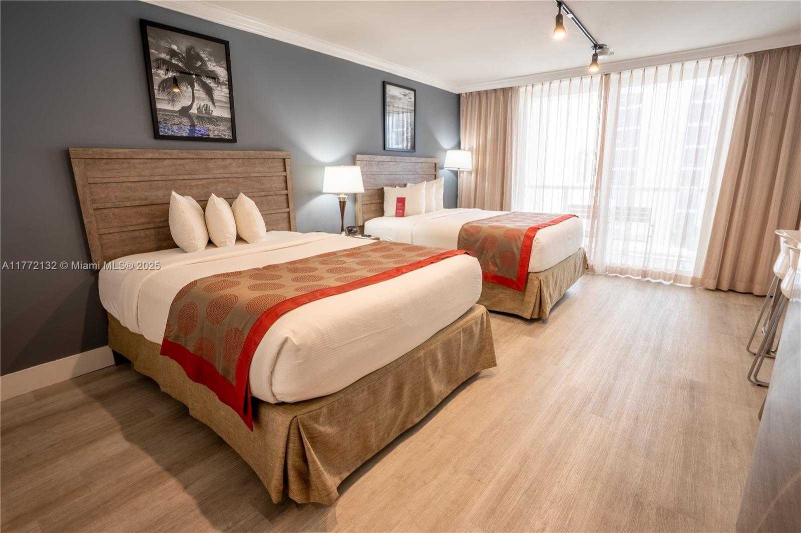 Small Image of 19201 COLLINS AVE #425, Sunny Isles Beach Number 3