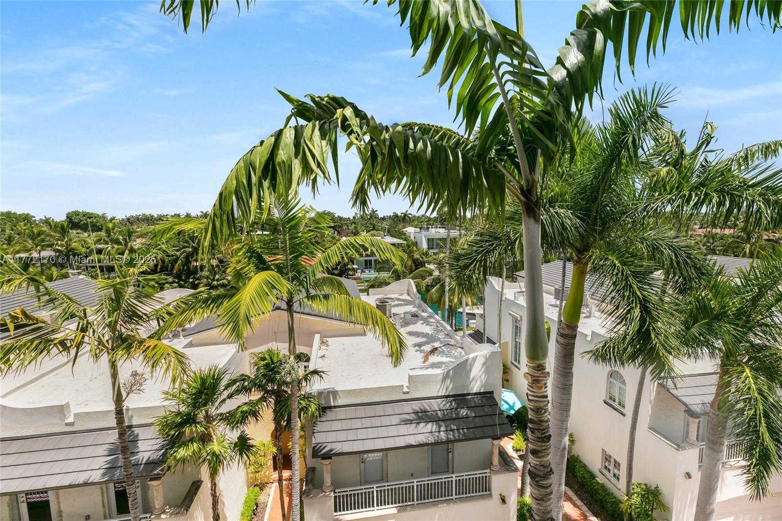 Small Image of 1415 SUNSET HARBOUR DR #406, Miami Beach Number 29
