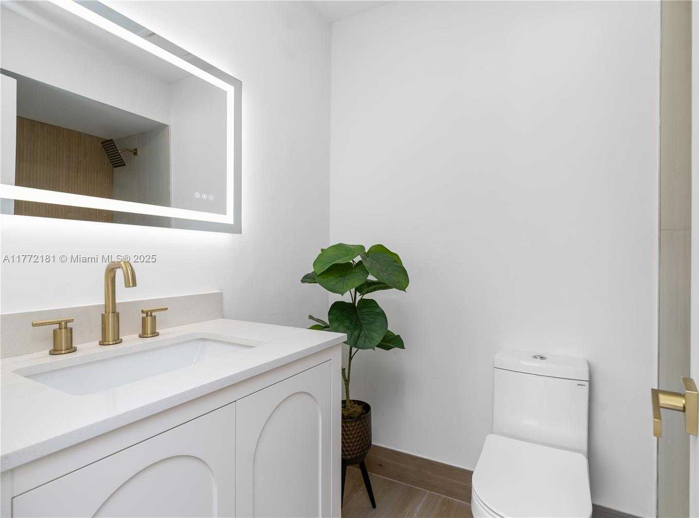 Small Image of 11435 SOUTH WEST 109TH RD #46D, Miami Number 7