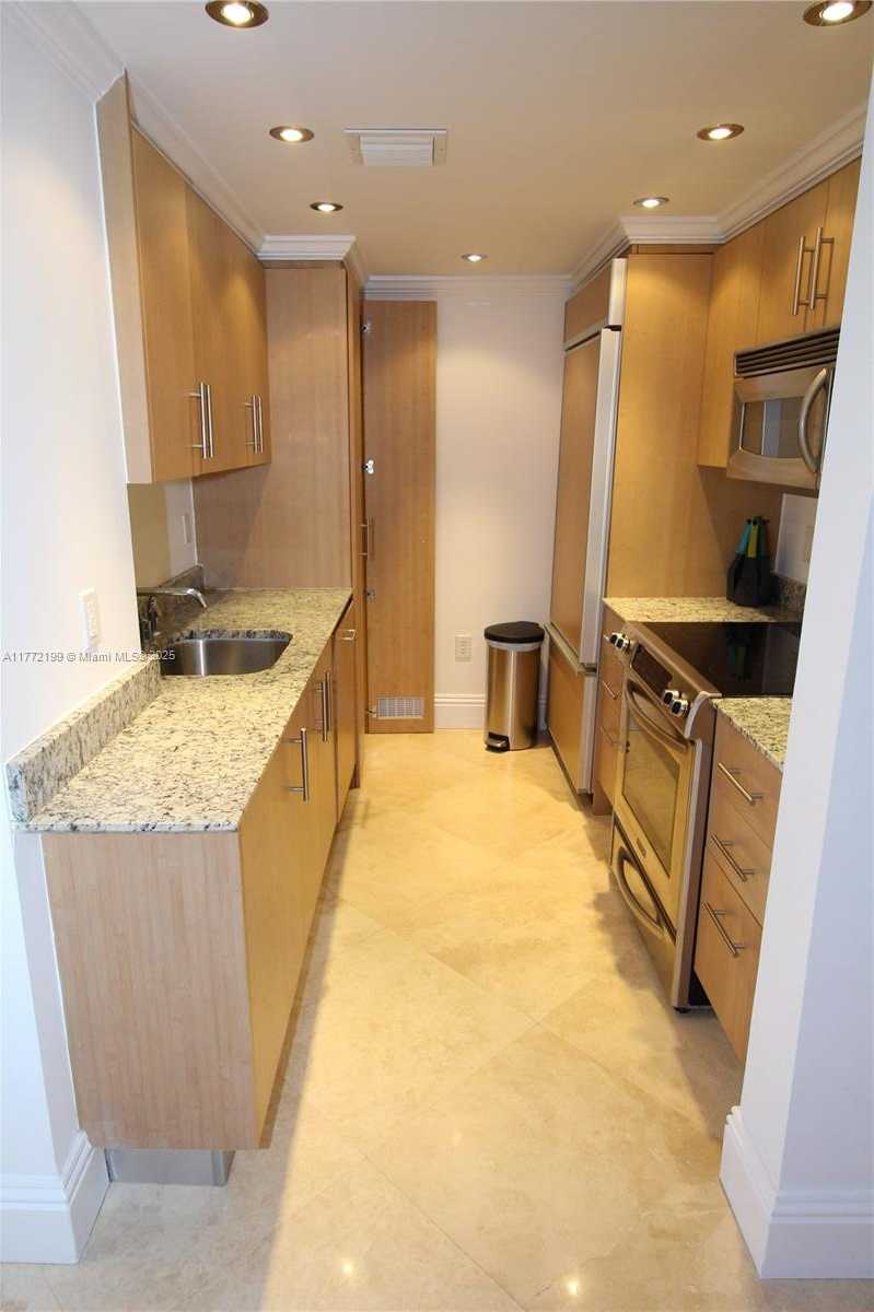 Small Image of 10275 COLLINS AVE #833, Bal Harbour Number 29