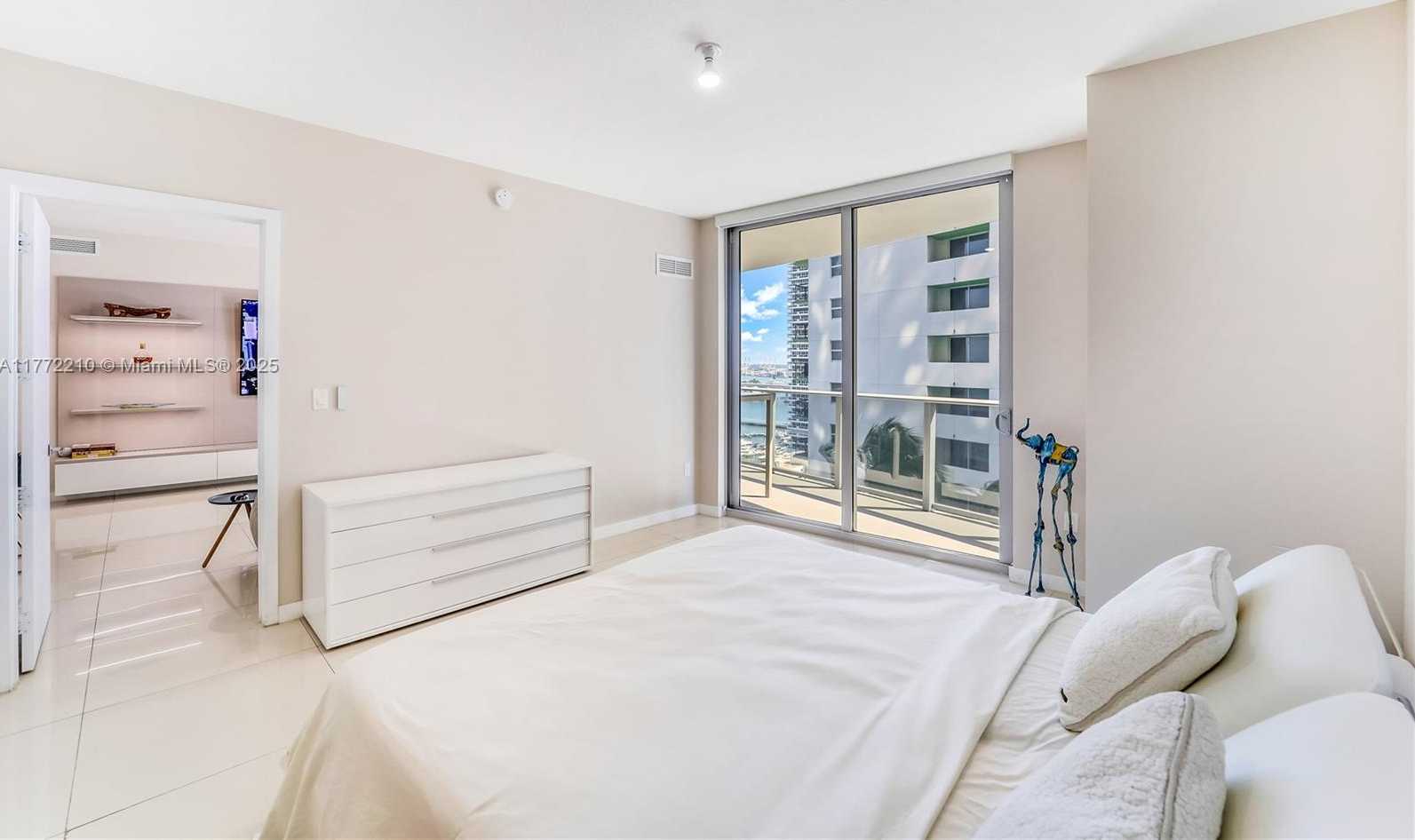 Small Image of 488 NORTH EAST 18TH ST #1810, Miami Number 8