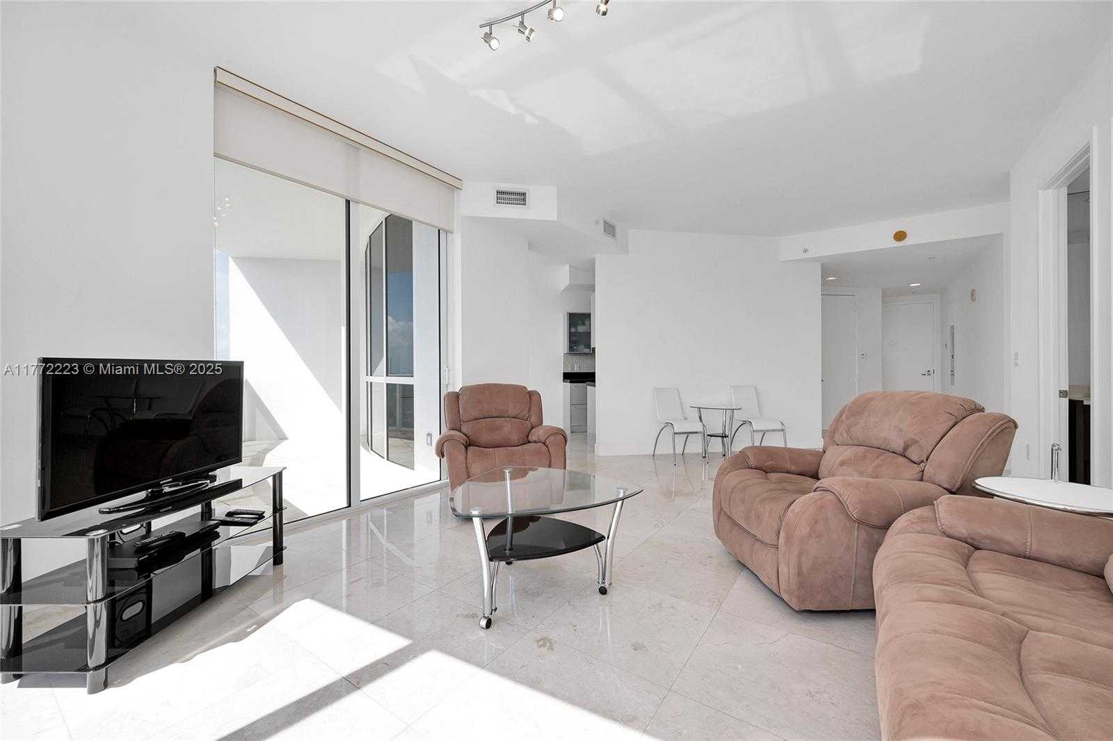 Small Image of 18201 COLLINS AVE #3301A, Sunny Isles Beach Number 6