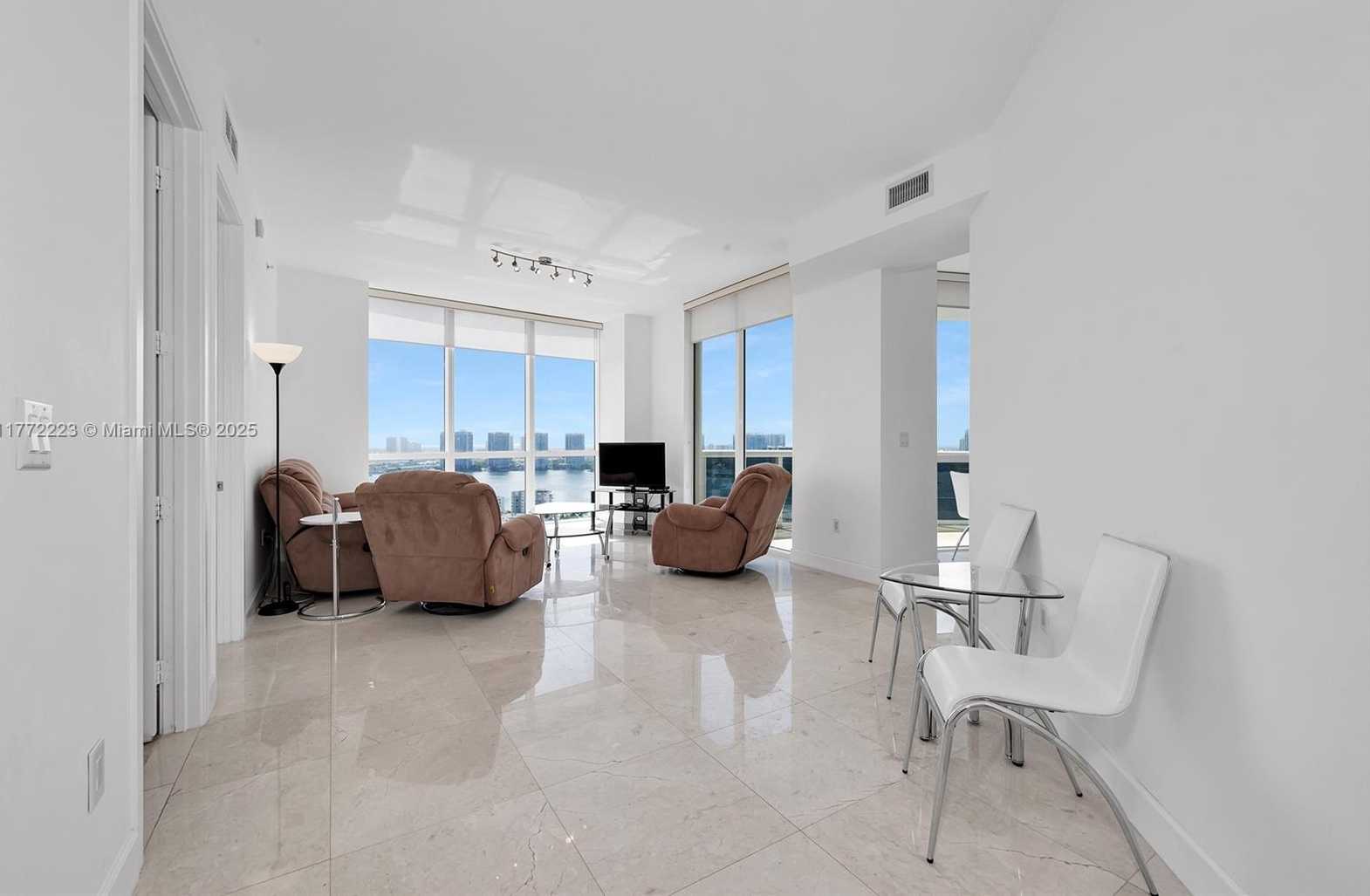 Small Image of 18201 COLLINS AVE #3301A, Sunny Isles Beach Number 9