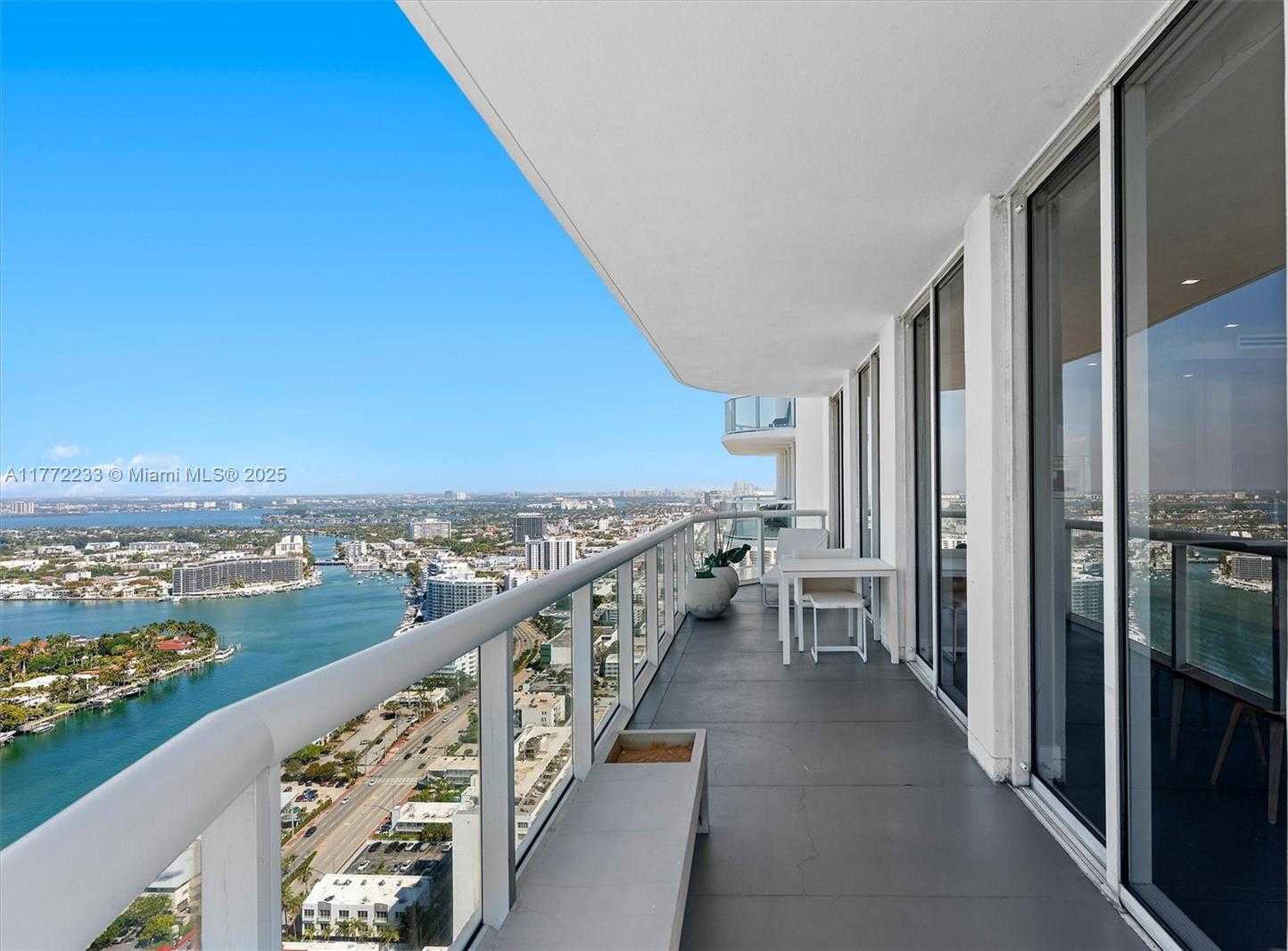 Small Image of 6365 COLLINS AVE #4307, Miami Beach Number 11