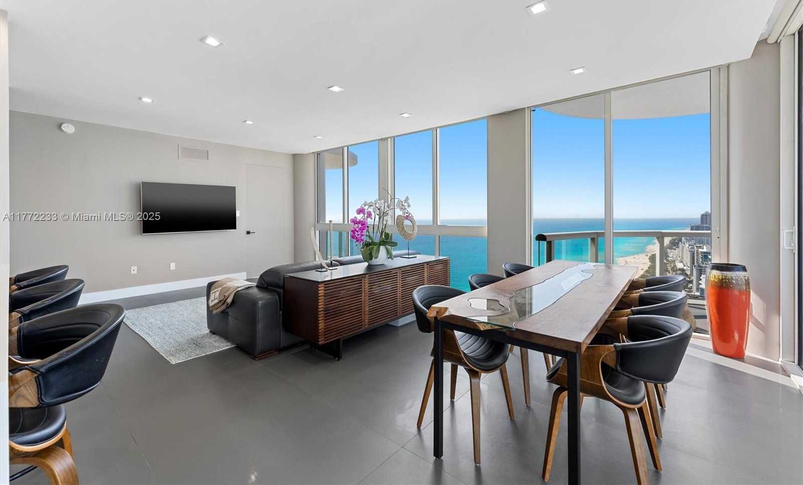 Small Image of 6365 COLLINS AVE #4307, Miami Beach Number 6