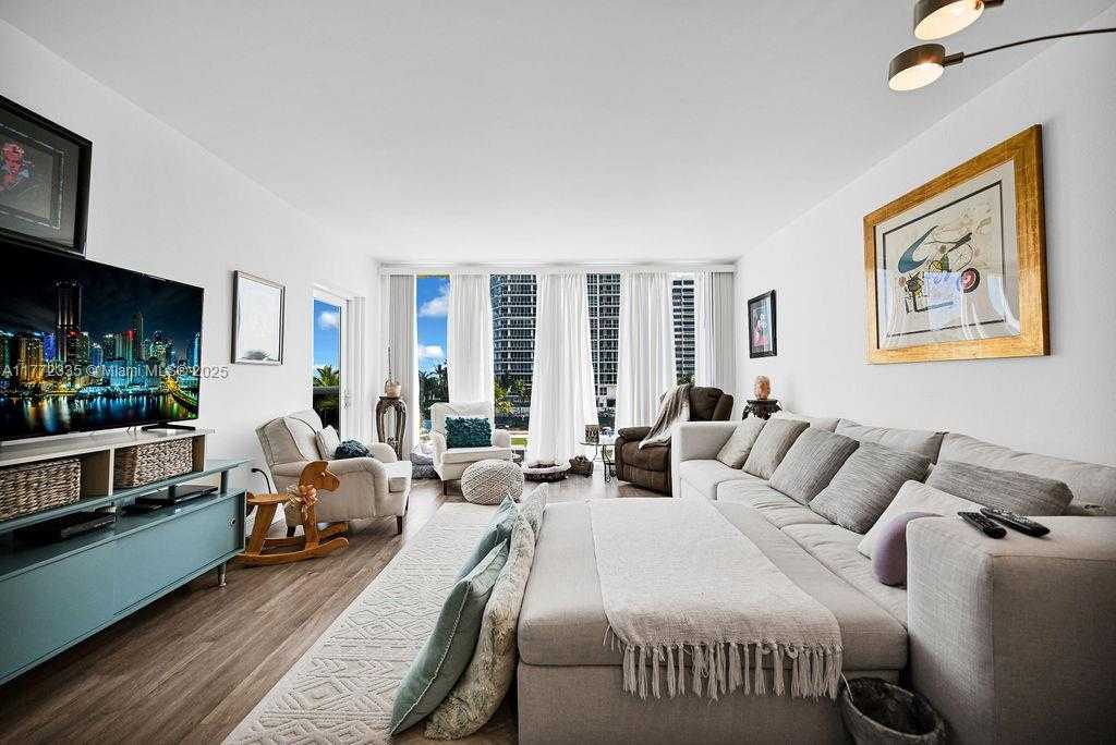 Small Image of 10275 COLLINS AVE #312, Bal Harbour Number 15