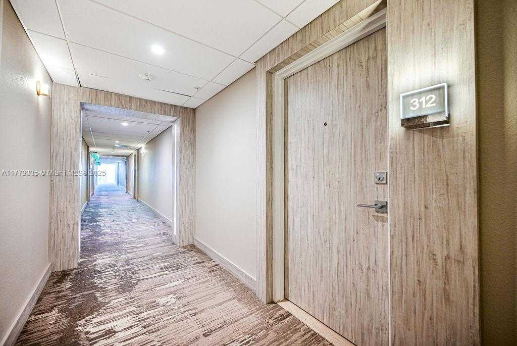 Small Image of 10275 COLLINS AVE #312, Bal Harbour Number 23