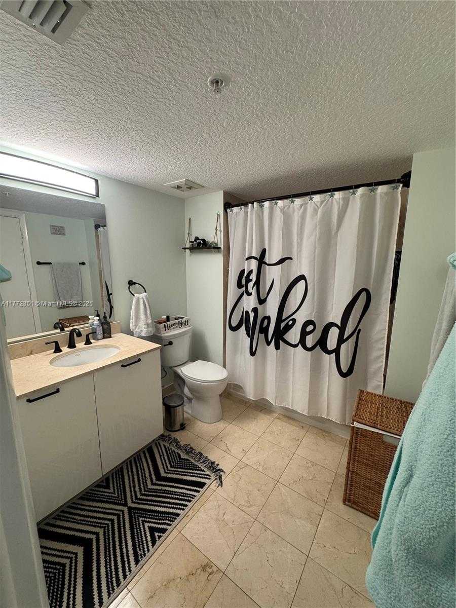 Small Image of 1800 NORTH BAYSHORE DR #1404, Miami Number 10