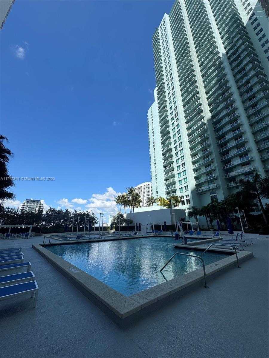 Small Image of 1800 NORTH BAYSHORE DR #1404, Miami Number 18
