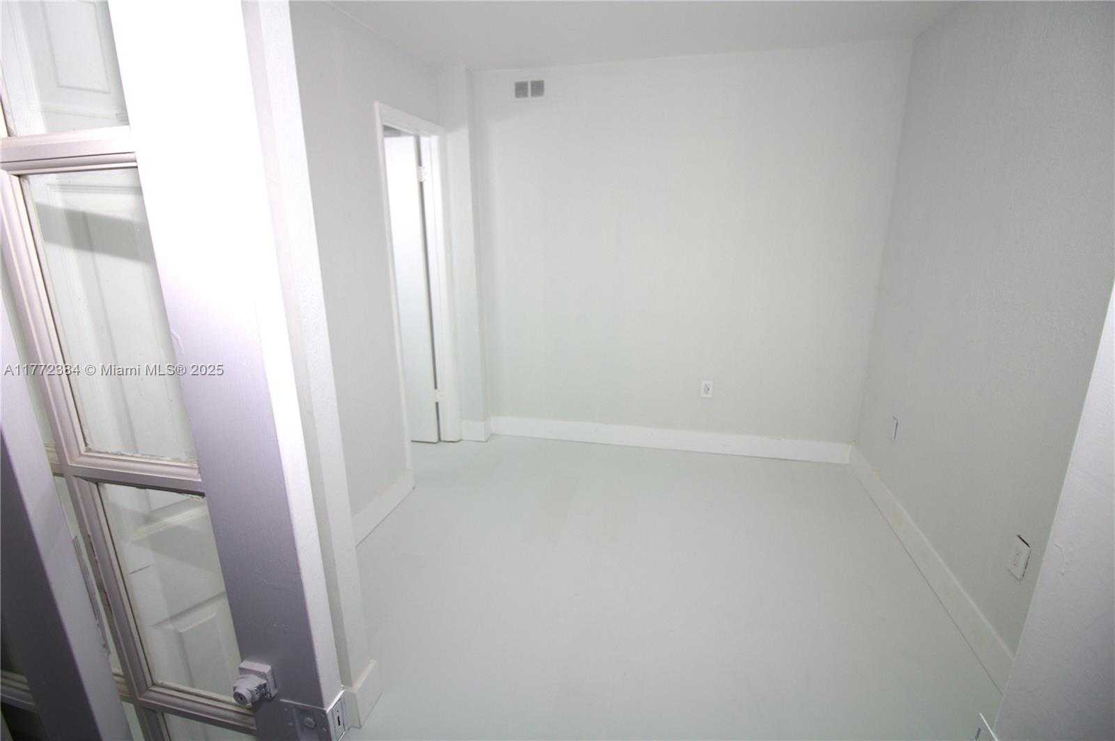 Small Image of 1251 NORTH EAST 108TH ST #405, Miami Number 13