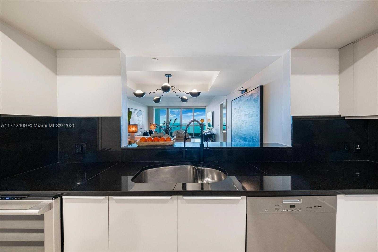 Small Image of 1331 BRICKELL BAY DR #3305, Miami Number 14