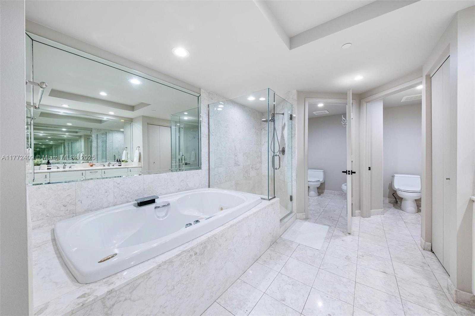 Small Image of 1331 BRICKELL BAY DR #3305, Miami Number 24