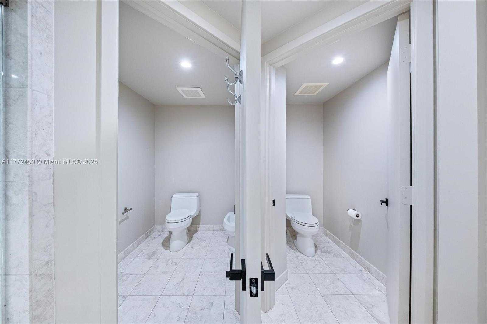 Small Image of 1331 BRICKELL BAY DR #3305, Miami Number 27