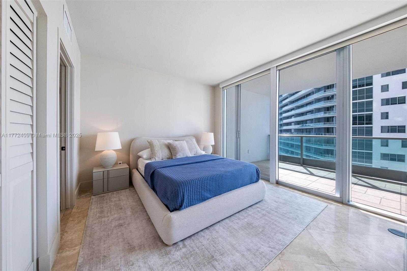 Small Image of 1331 BRICKELL BAY DR #3305, Miami Number 31