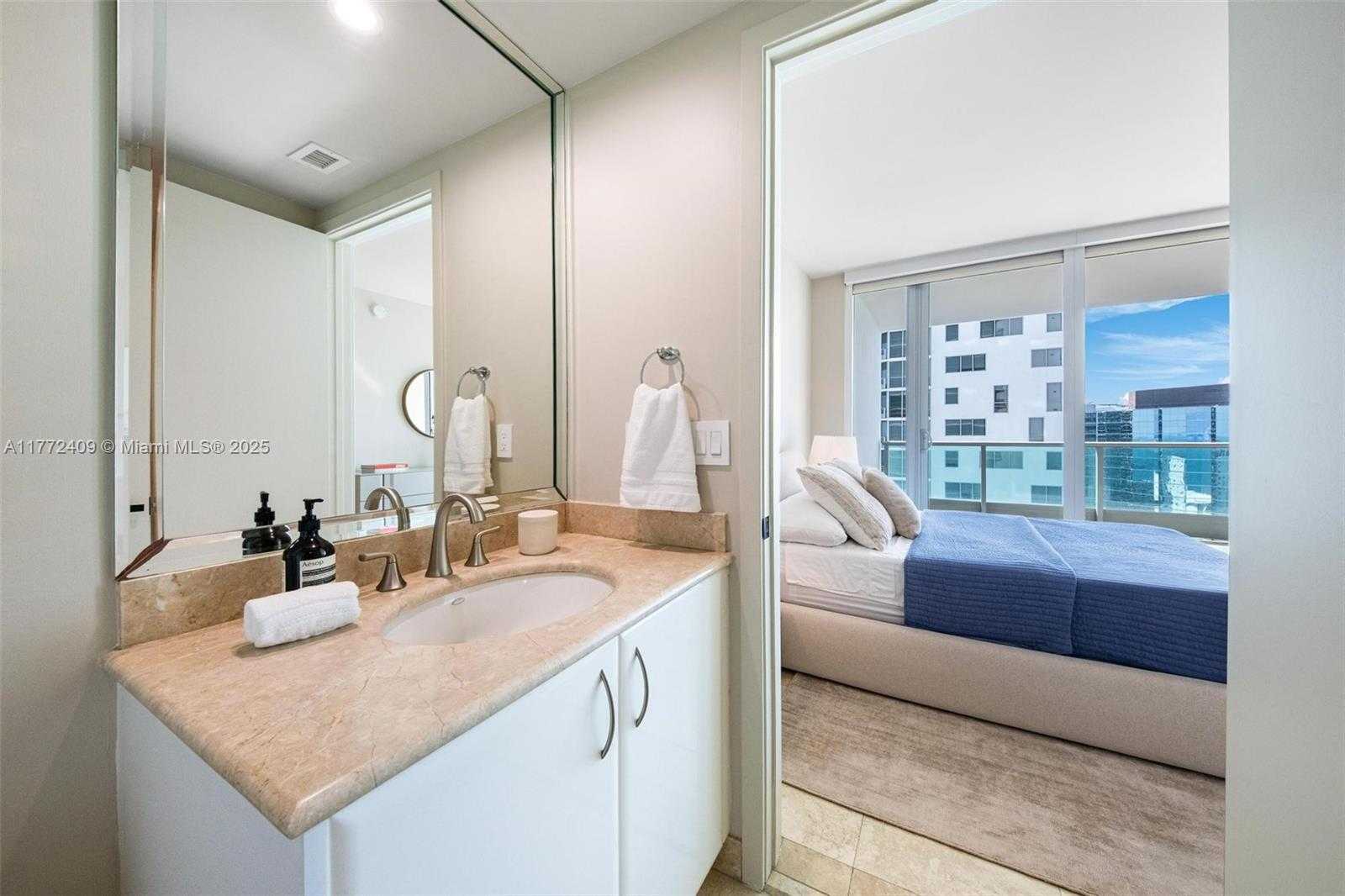 Small Image of 1331 BRICKELL BAY DR #3305, Miami Number 34