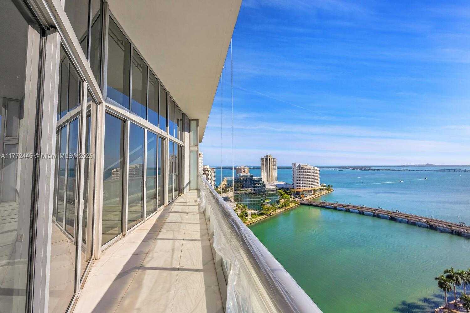 Small Image of 495 BRICKELL AVE #2203, Miami Number 18