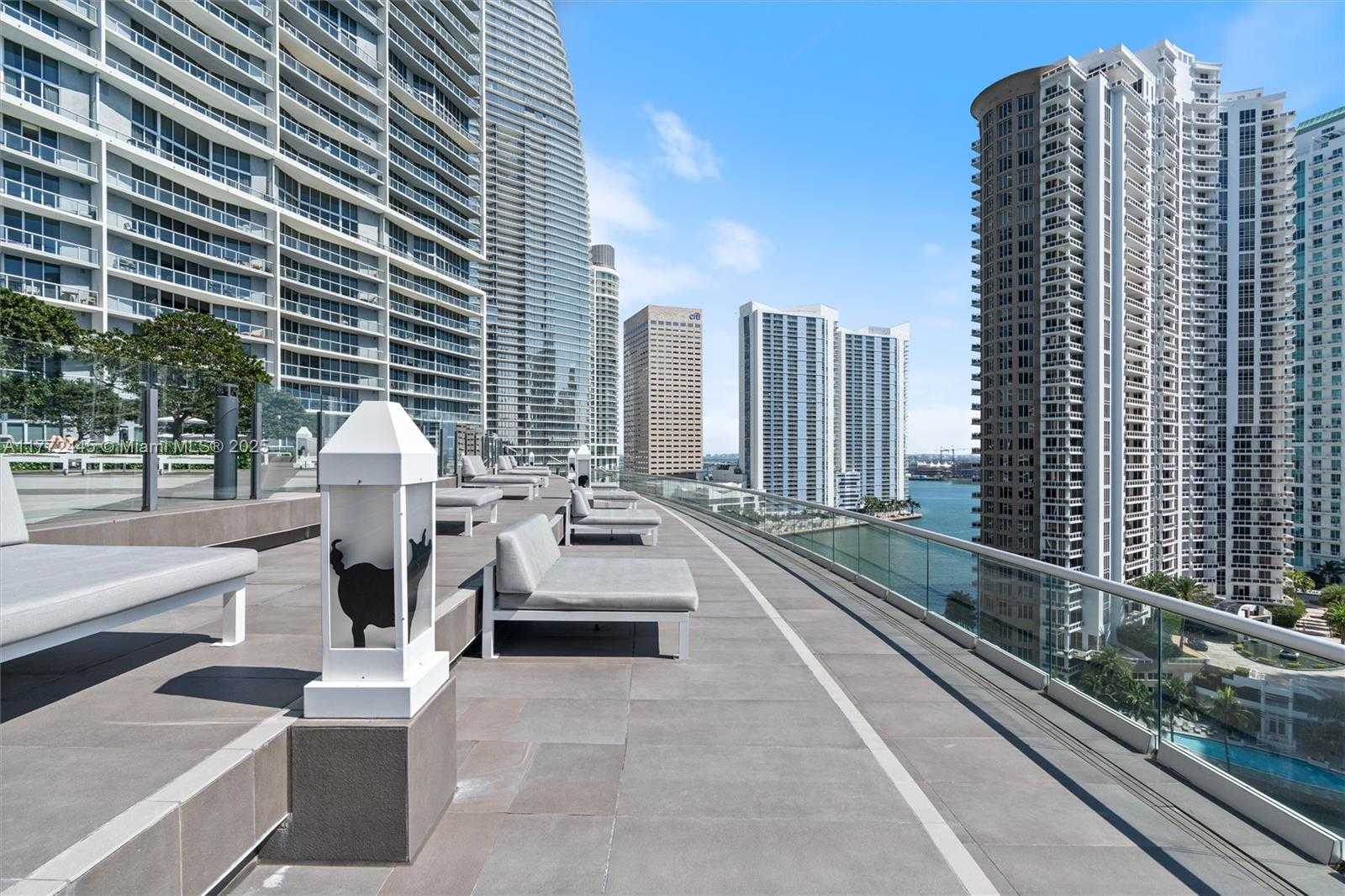 Small Image of 495 BRICKELL AVE #2203, Miami Number 22