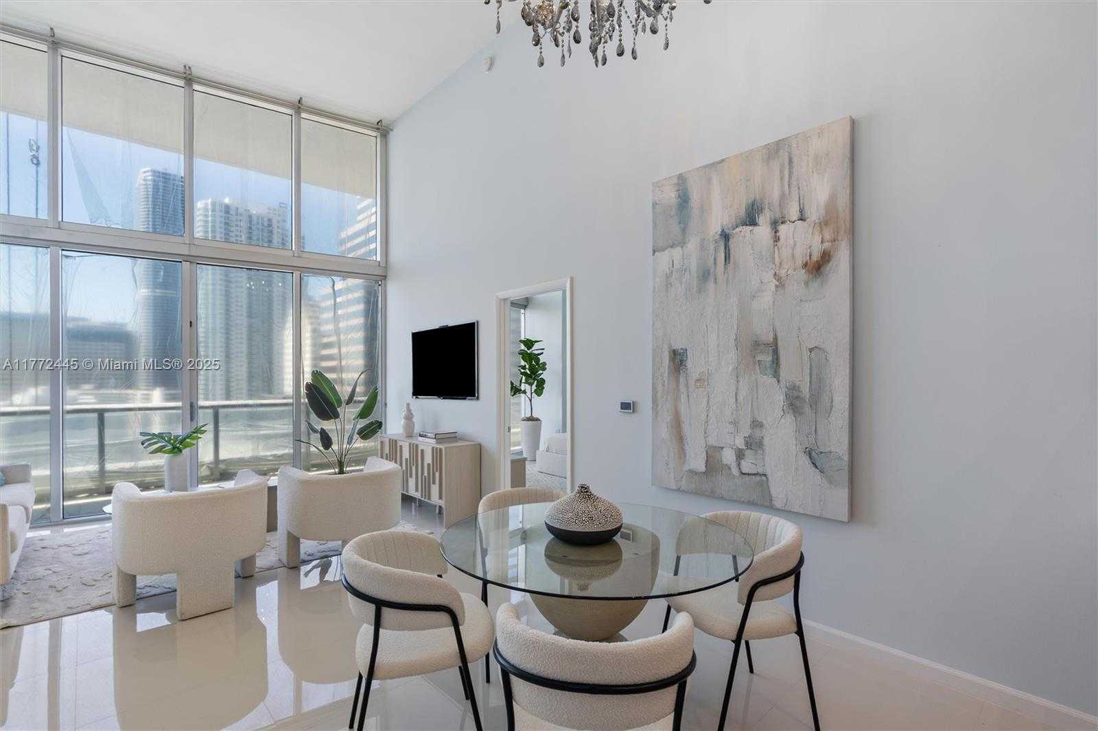 Small Image of 495 BRICKELL AVE #2203, Miami Number 7
