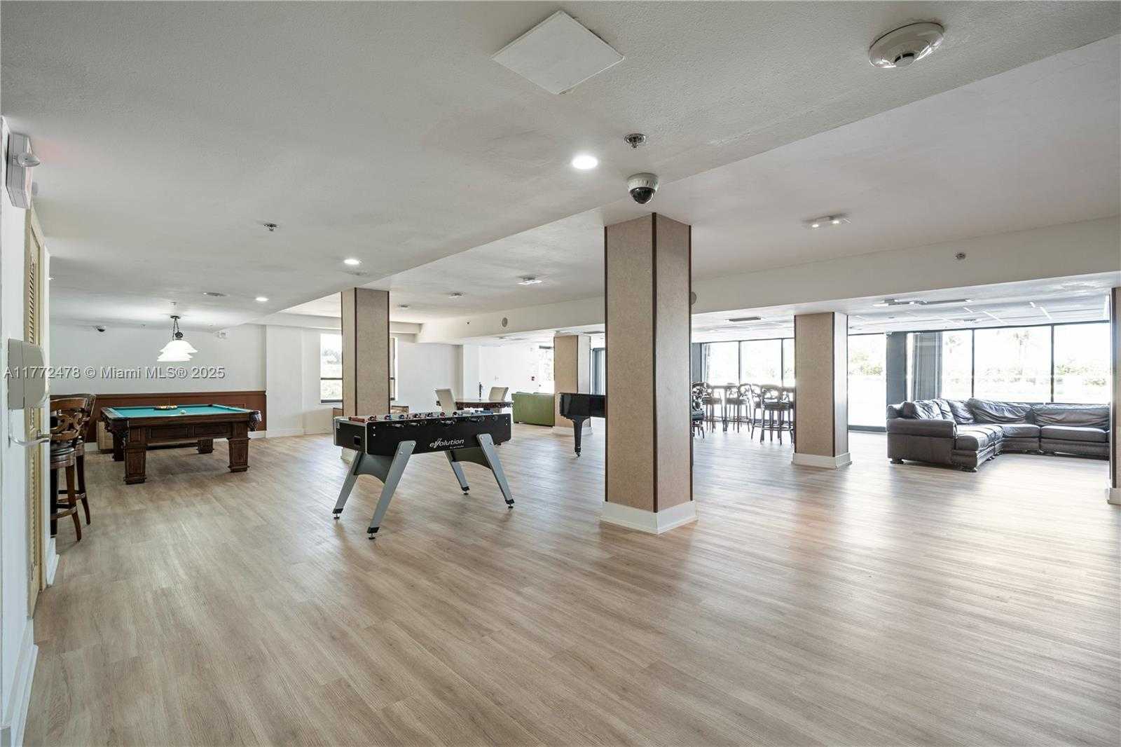 Small Image of 10185 COLLINS AVE #1110, Bal Harbour Number 25