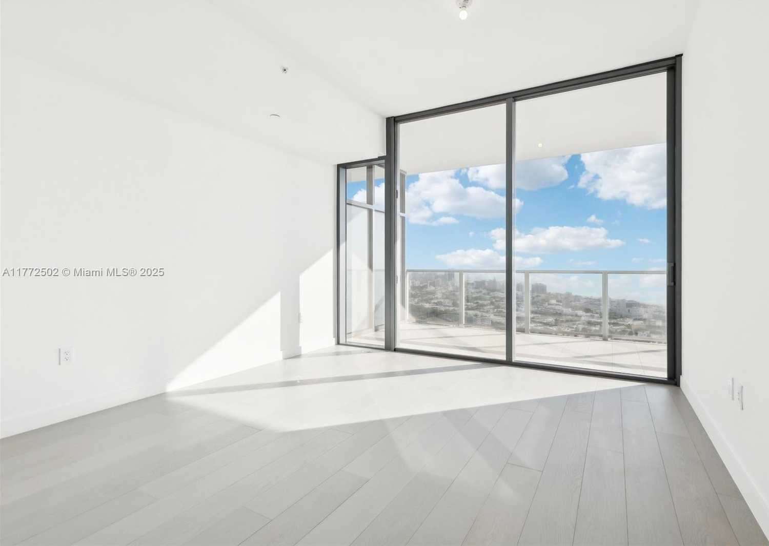 Small Image of 500 ALTON RD #4201.05, Miami Beach Number 23