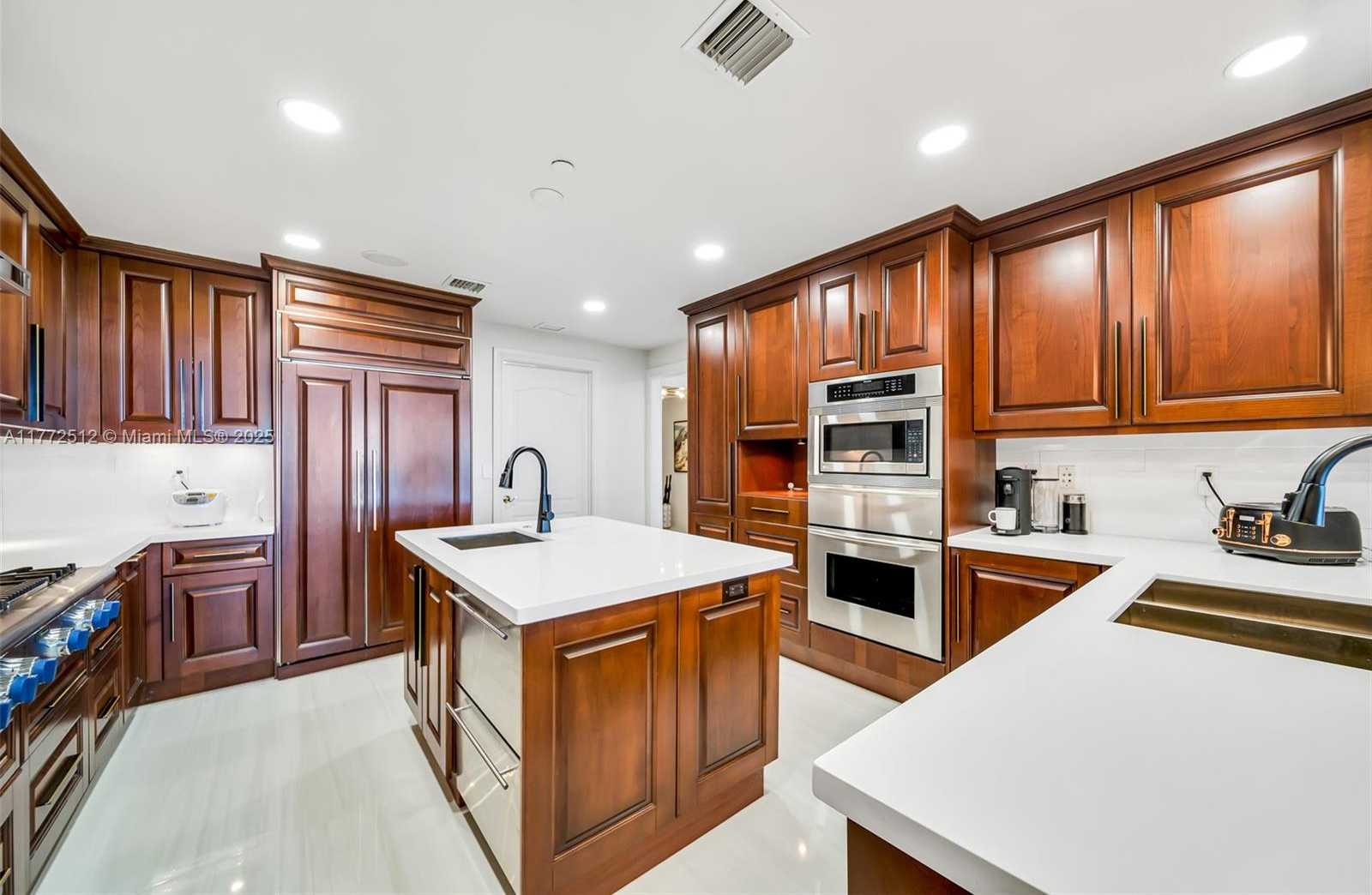 Small Image of 3501 NORTH OCEAN DR #6G, Hollywood Number 21
