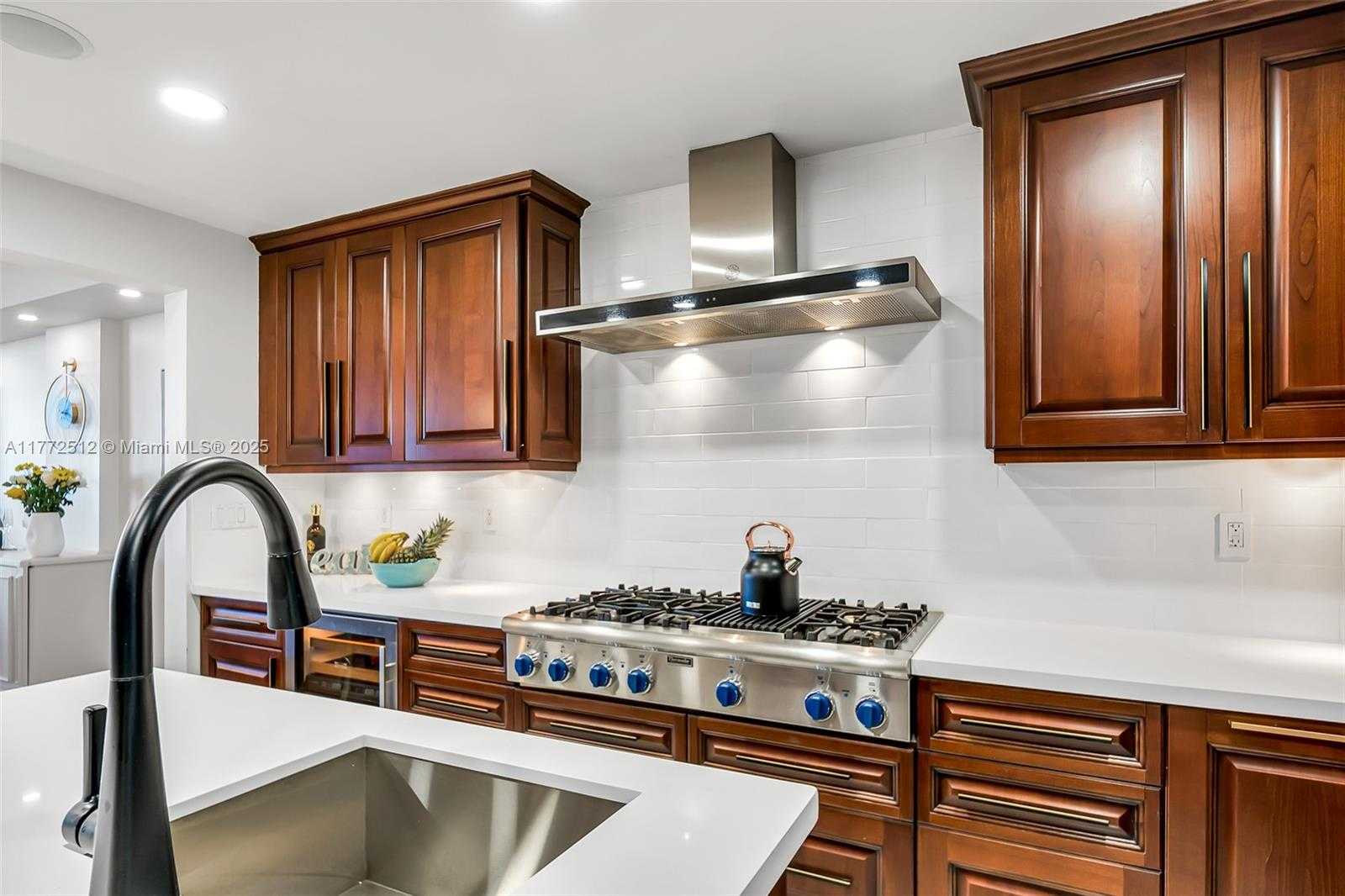 Small Image of 3501 NORTH OCEAN DR #6G, Hollywood Number 22