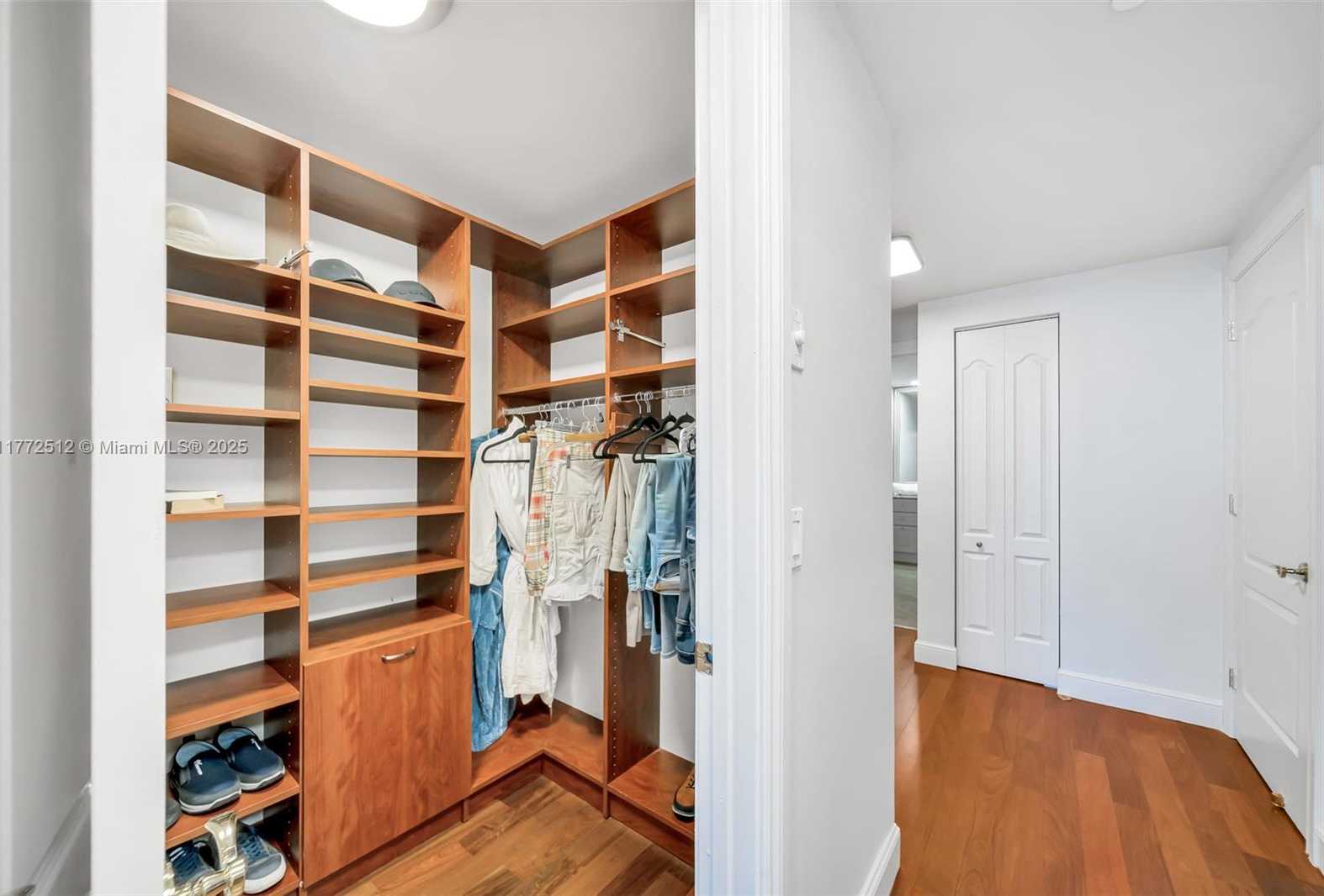 Small Image of 3501 NORTH OCEAN DR #6G, Hollywood Number 35
