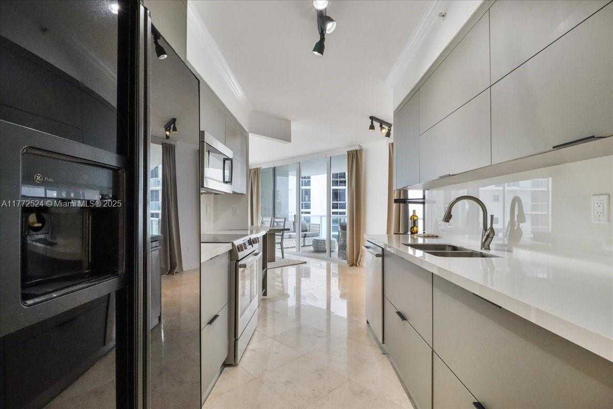 Small Image of 18671 COLLINS AVE #2404, Sunny Isles Beach Number 18