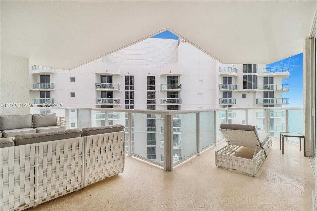Small Image of 18671 COLLINS AVE #2404, Sunny Isles Beach Number 23
