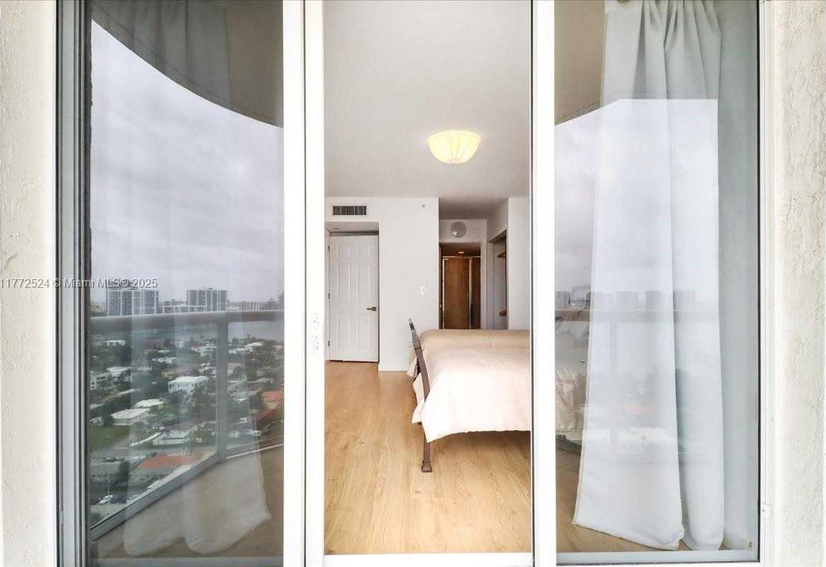 Small Image of 18671 COLLINS AVE #2404, Sunny Isles Beach Number 31