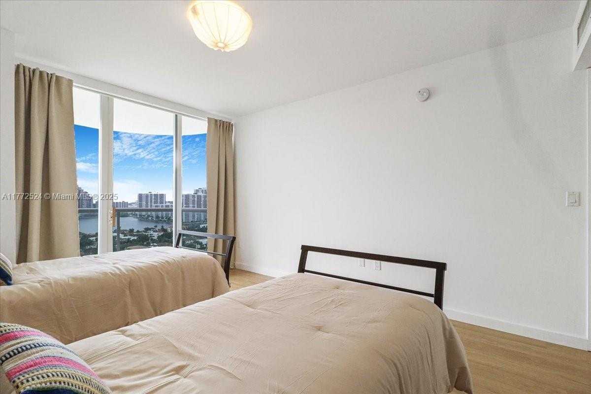 Small Image of 18671 COLLINS AVE #2404, Sunny Isles Beach Number 37