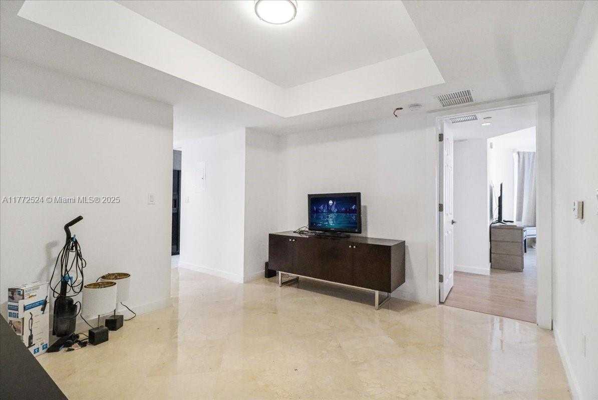 Small Image of 18671 COLLINS AVE #2404, Sunny Isles Beach Number 42