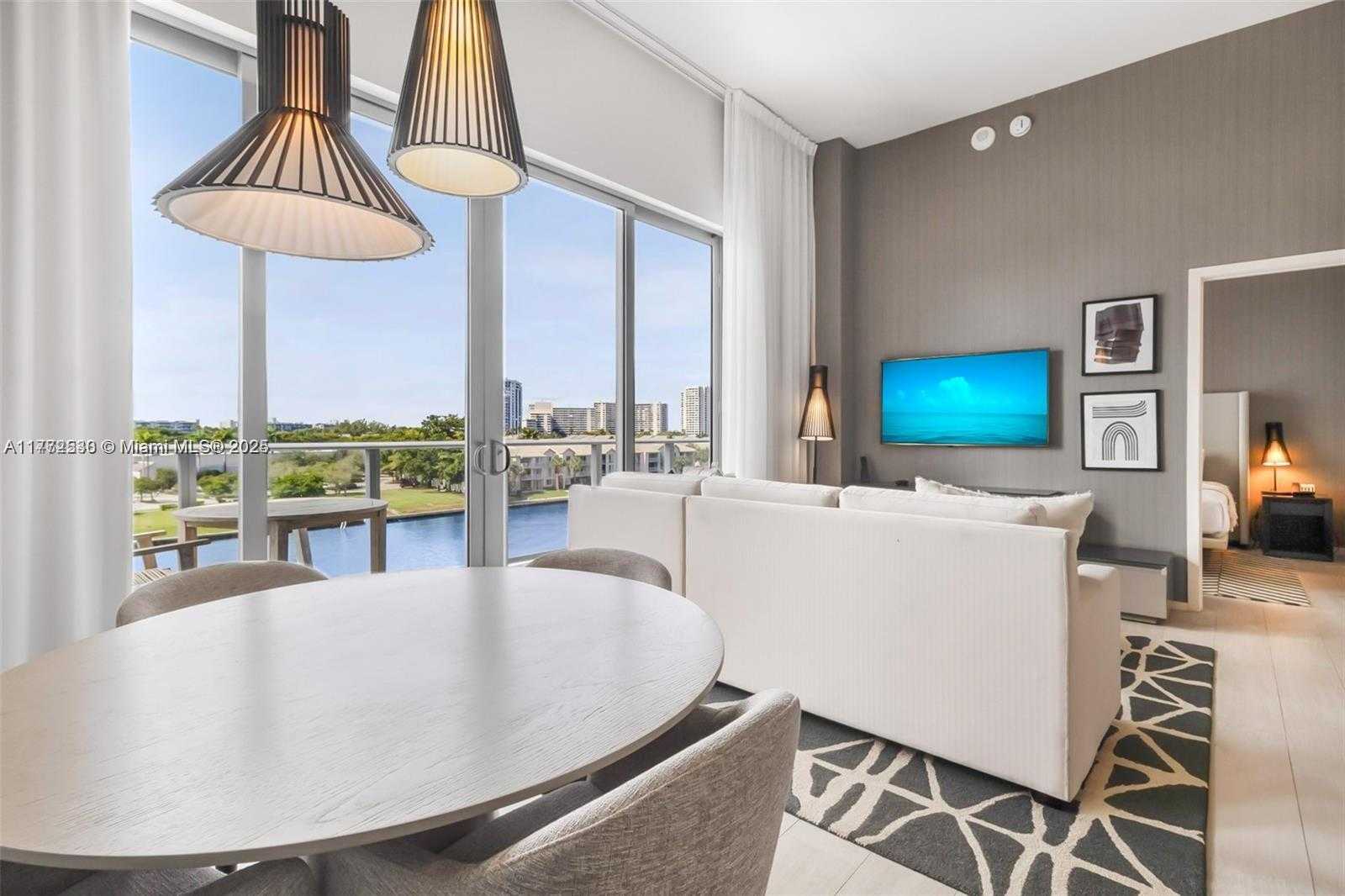 Small Image of 4010 SOUTH OCEAN DR #R406, Hollywood Number 17