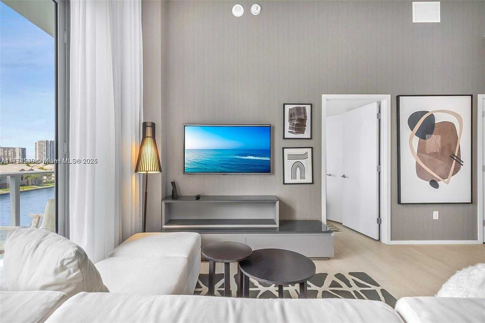 Small Image of 4010 SOUTH OCEAN DR #R406, Hollywood Number 18