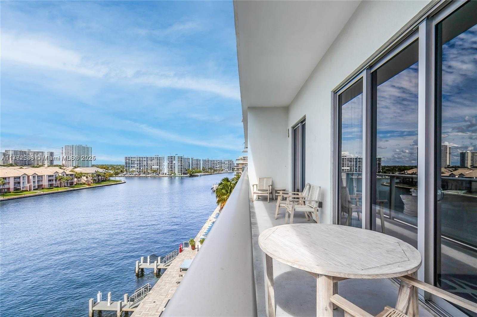 Small Image of 4010 SOUTH OCEAN DR #R406, Hollywood Number 26