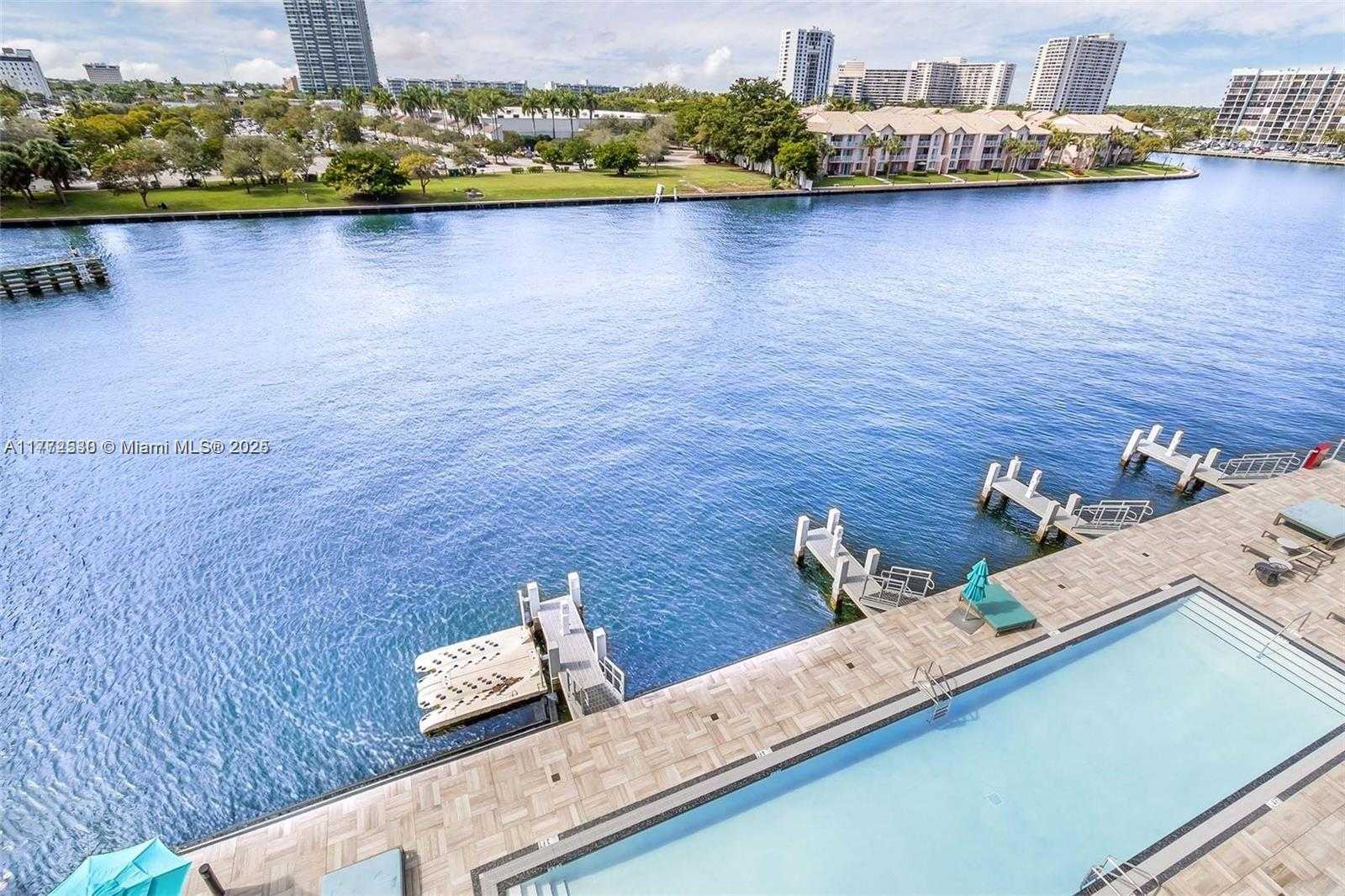 Small Image of 4010 SOUTH OCEAN DR #R406, Hollywood Number 4